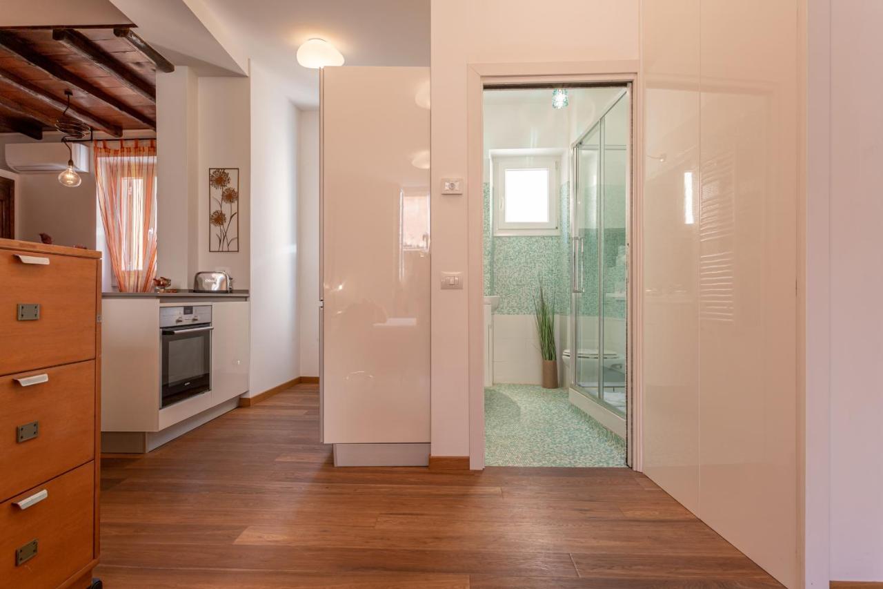 Emma - Lovely Suite In Trastevere Roma Ngoại thất bức ảnh